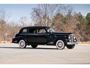 Cadillac v16 séries 90 Fleetwood 1938 1935 1936 1937 1939 1940 1941 1942 30s 40s américain armée voiture limousine sedan 3d print model - Mito3D