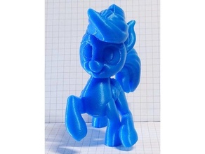 fiduciosamente passeggio scootaloo fiducioso contento mlp pony sorridente 3d print model - Mito3D