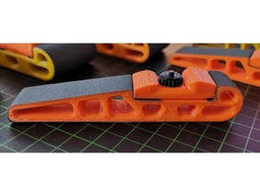 small mini sanding block - chamfered 067in 17mm wide tool 3d print model - Mito3D