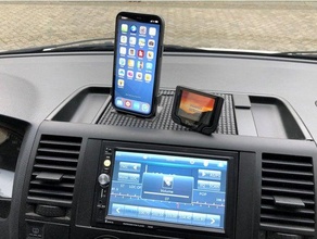 vw t5 Gösterge Paneli iphone 12 profesyonel Kulp destek magsafe şarj cihazı elma temel araba mıknatıs binmek taşıyıcı 5 usb c Volkswagen 3d print model - Mito3D