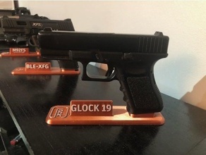 estante soporte glock 19 airsoft pistola accesorios decoración g19 3d print model - Mito3D