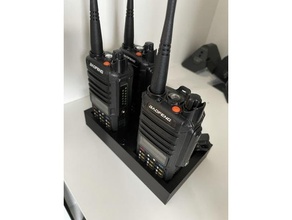 uv 9r multi titulaire soutien bureau supporter gadgets baofeng radio walkie talkie 3d print model - Mito3D