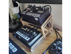 pequeña sintetizador estante música 3d print model - Mito3D