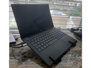 dell xps 13 computer portatile In piedi angolo 3d print model - Mito3D