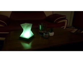 retorcido cubo lámpara decoración Arte LED 3d print model - Mito3D
