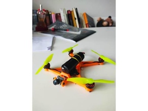 nanolongrange 1s fpv drone Véhicules 18650 batterie lipo coureur Cadre modèle heureux liion aventure quadcopter minuscule cri 3d print model - Mito3D