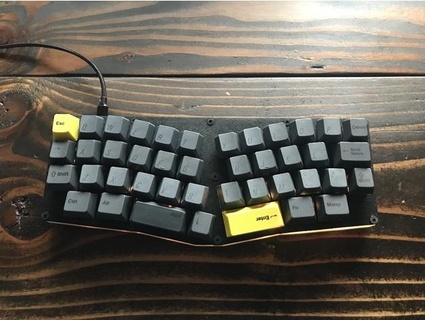 arganaz mecânico teclado dbostian cereja mx 3d print model - Mito3D