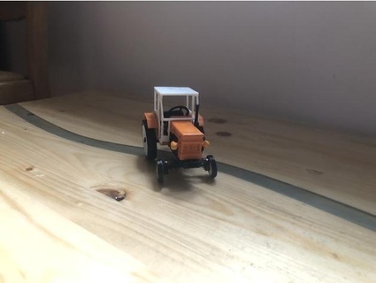biraz 640 Siku traktör fiat lou640 Danel Çiftlik çiftçi çiftçiler mini tracteur 3d print model - Mito3D