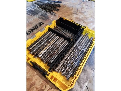 dewalt toughcase+ craftsman versastack medium case parts csoul irwin box tool toughcase 3d print model - Mito3D
