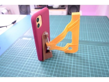 screen phone stand iphone notebook mechheadd smarphone holder smartphone 3d print model - Mito3D
