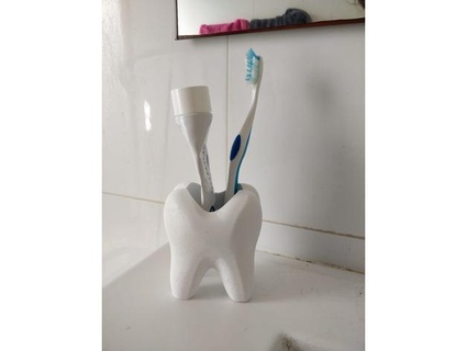 cup toothbrush toothpaste ericman93 3d print model - Mito3D