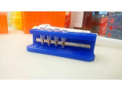 02 pcr tube magnet rack rdepaoli laboratory magnetic beads molecular biology 3d print model - Mito3D