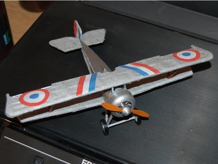 détails Nieuport 17 ww1 fusil perdants biplan français armée 3d print model - Mito3D