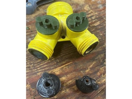 gilmour two-way hose splitter control knobs treflip Outdoor & Garden knob water connector 3d print model - Mito3D