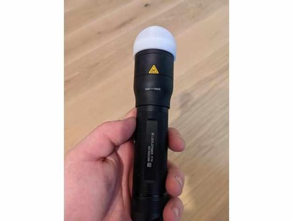 court diffuseur LED Lenser p7r timfahrner outils lampe poche casquette monter LEDLENSER 3d print model - Mito3D
