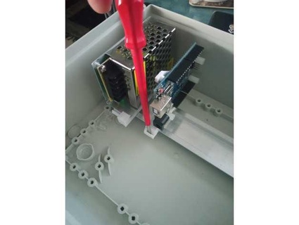 arduino uno rail vacarme takiss électronique 3d print model - Mito3D