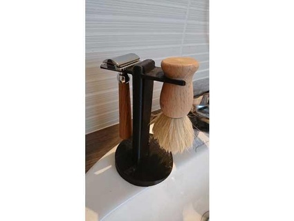 razor shaving brush holder maximelam Bathroom blaireau rasage rasoir shaver support 3d print model - Mito3D