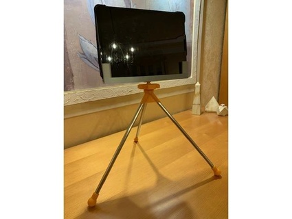 ipad - tripod rnoetzel Tablet mount tablet stand videoconference zoom 3d print model - Mito3D