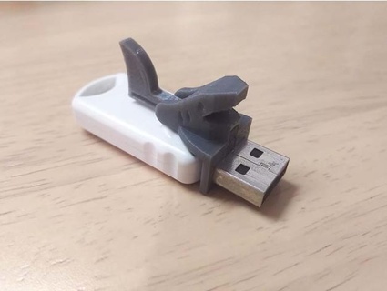 Tubarão USB removedor kazoo computador cabo boné plugue type Utilitário 3d print model - Mito3D