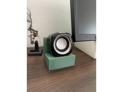 spkv3 - angled stand small speakers philnelson Office decor speaker 3d print model - Mito3D