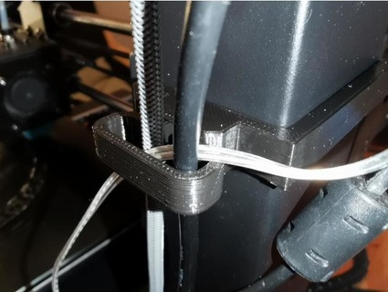 anycubic mega front mount cable clip dezign81 3d print model - Mito3D