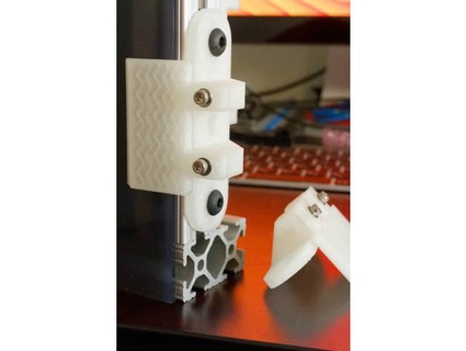 extruded aluminum flate clamp notlikealeafonthewind 3d print model - Mito3D