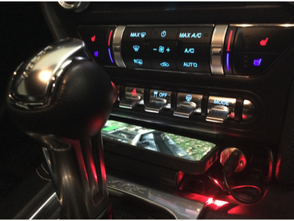 magsafe kablosuz araba şarj cihazı Ford mustang 2015 2016 2017 2018 2019 rlchaney630 3d print model - Mito3D