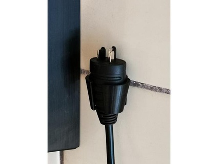 plugue suporte Bosch ebike carregador elétrico 3d print model - Mito3D