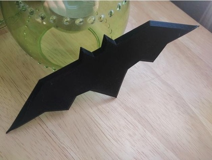 hush style batarang aesrick 3d print model - Mito3D