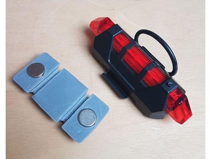 magnétique bike light adaptateur caméra secondaire 3d print model - Mito3D