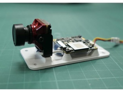 caddx loris fpv hd telecamera montare andrewrcnewton 3d print model - Mito3D