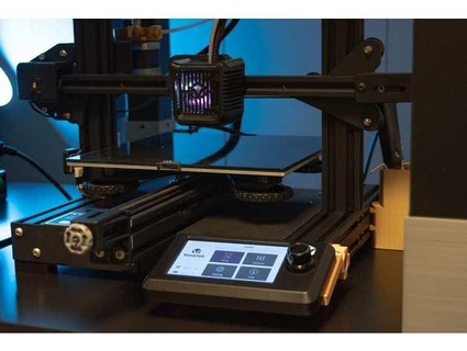 voxelab aquila screen tuck mount fedorsosnin 3d print model - Mito3D