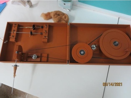 box charkha spinning wheel gebsews 3d print model - Mito3D