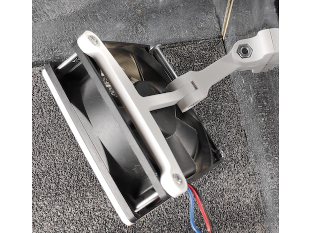 92mm ventilateur articulé monter gril stoxx 3D print model - Mito3D