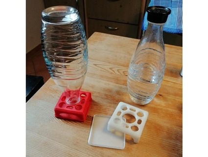 garrafa ficar pé gotejamento panela fluxo refrigerante cristal 3dp Freiberg 3d print model - Mito3D