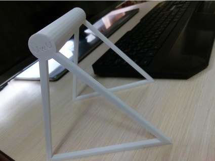 minimalistic filament holder uwu milos228 3d print model - Mito3D