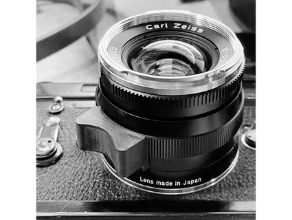 focus tab - carl zeiss zm lenses ackeback 3d print model - Mito3D