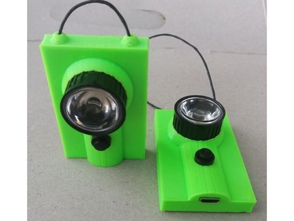 pequeno verde luminária ama 3d print model - Mito3D