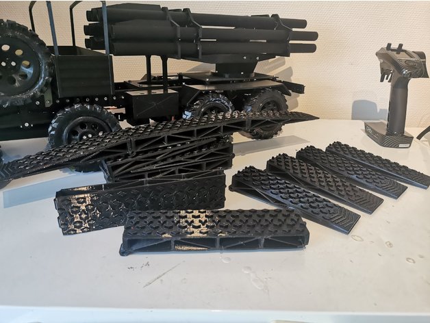 rc tractor recuperación pistas fotos 3D print model - Mito3D