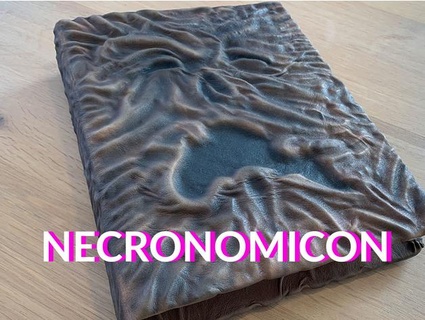 necronomicon libro copertina guaina v0g3l 3d print model - Mito3D