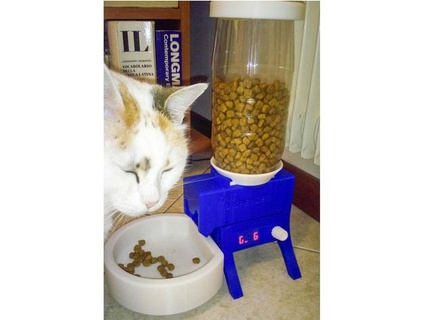 cat food dispenser fabiocriss 3d print model - Mito3D