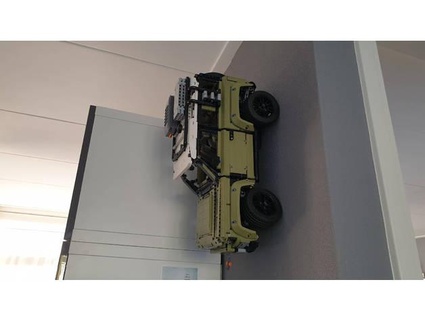 Lego Land Rover Verteidiger 42110 Mauer montieren rdl Design 3d print model - Mito3D