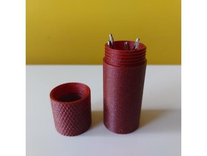 pequeña almacenamiento tubo screw on gorra vanleevalores 3d print model - Mito3D