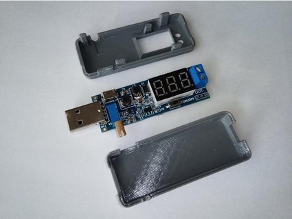 recinto USB ajustável fornecem milous22 3d print model - Mito3D