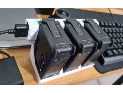 dji fpv batterie centre titulaire soutien johngreaney 3d print model - Mito3D
