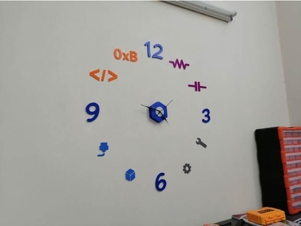 parede relógio engenheiros umer3d 3d print model - Mito3D