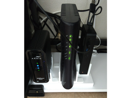 cable modem phone dell dock vertical bases languer 3d print model - Mito3D
