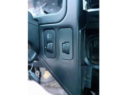 Peugeot 106 s2 interruptor frente painel obscuro carrapatos 3d print model - Mito3D