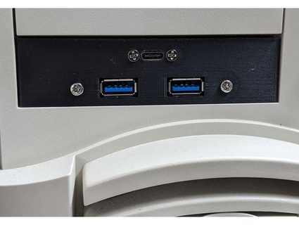 35 conduire baie couverture gaine antec USB 3 type ports hackmo 3d print model - Mito3D
