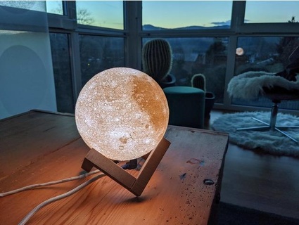 moon lamp led strip mount ws2812b amazingbatman 3d print model - Mito3D